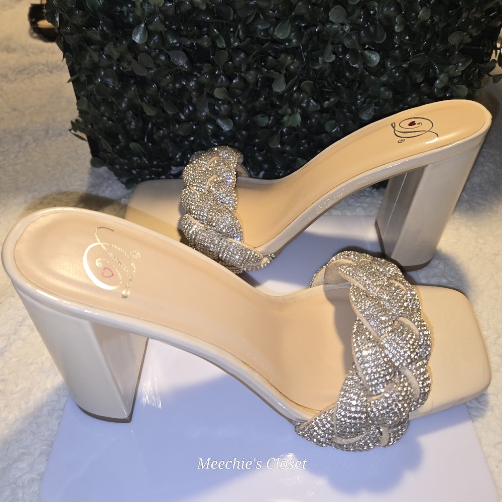 Delicious Rhinestone Braided Block Heel Slide Sandals – Women's Size 6 - Picture 3 of 9